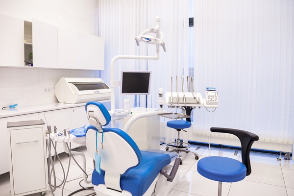 What To Expect During Your First Visit To A New Dental Office